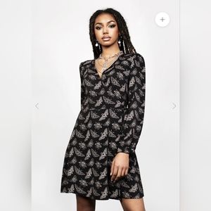 NWT DISTURBIA MORTMOTH WRAP MINI DRESS